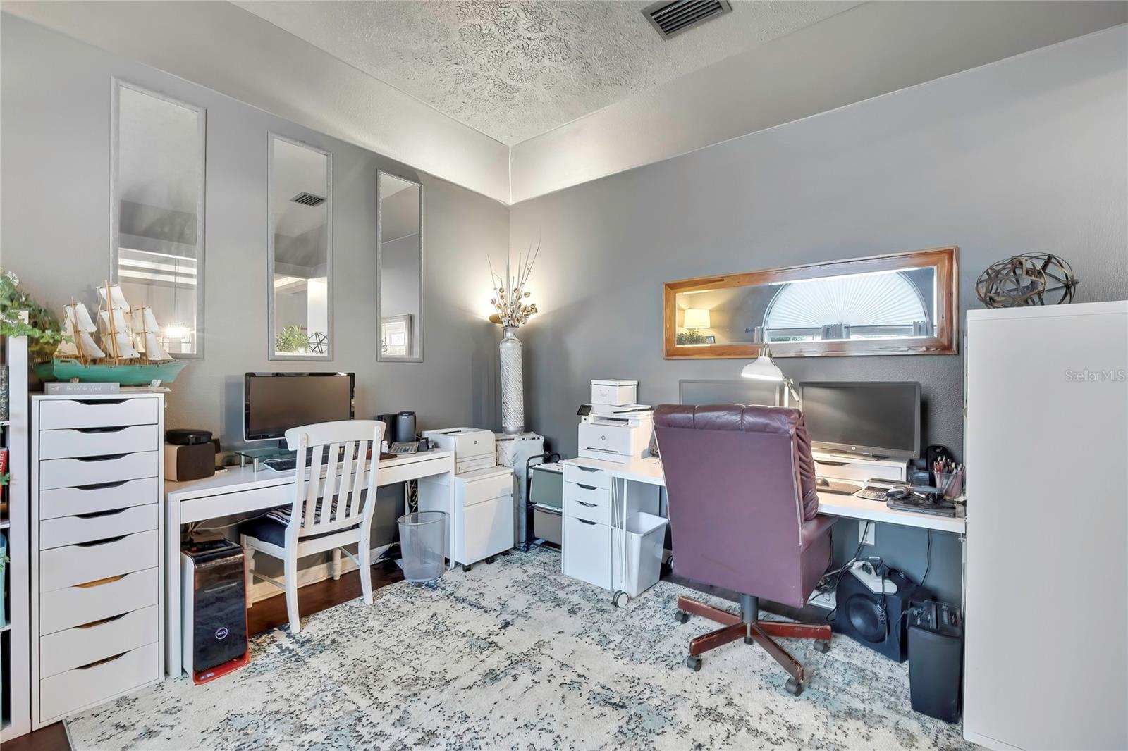 front office/den