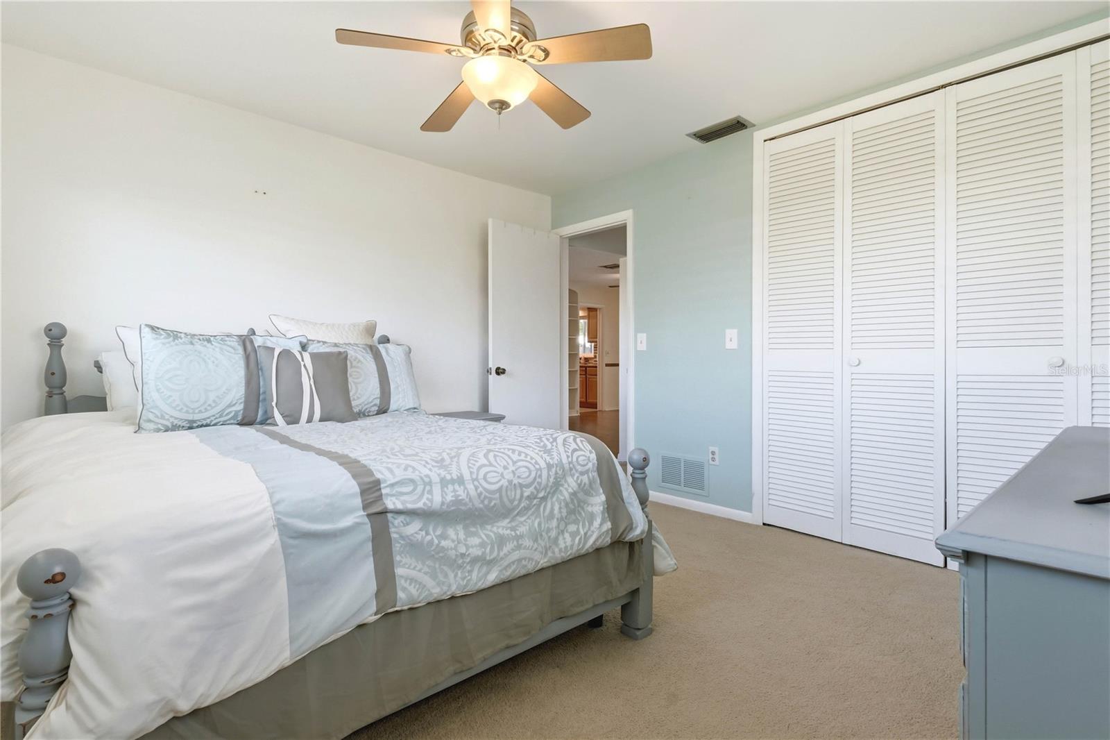 2nd Bedroom