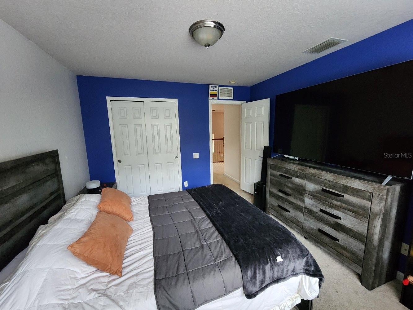 2nd bedroom upstairs