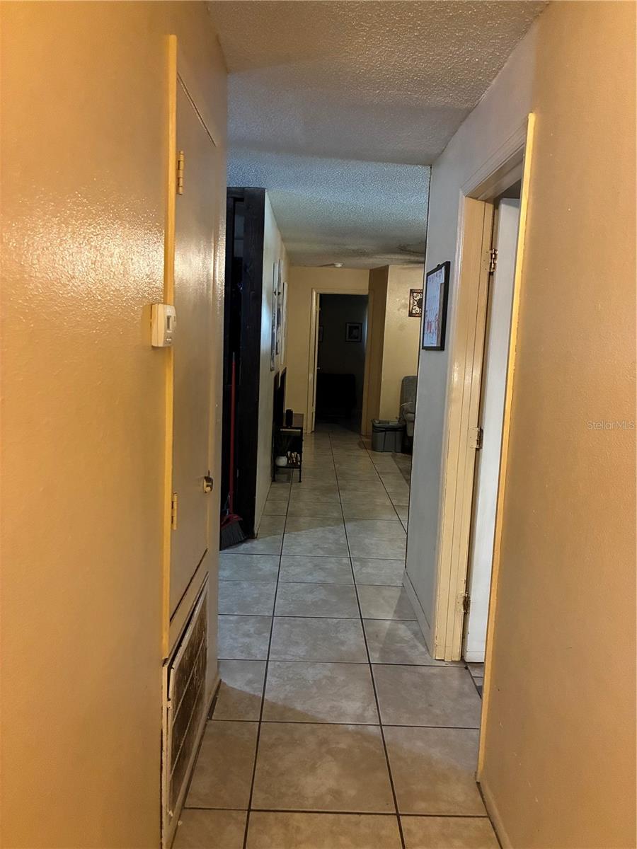 R4911332