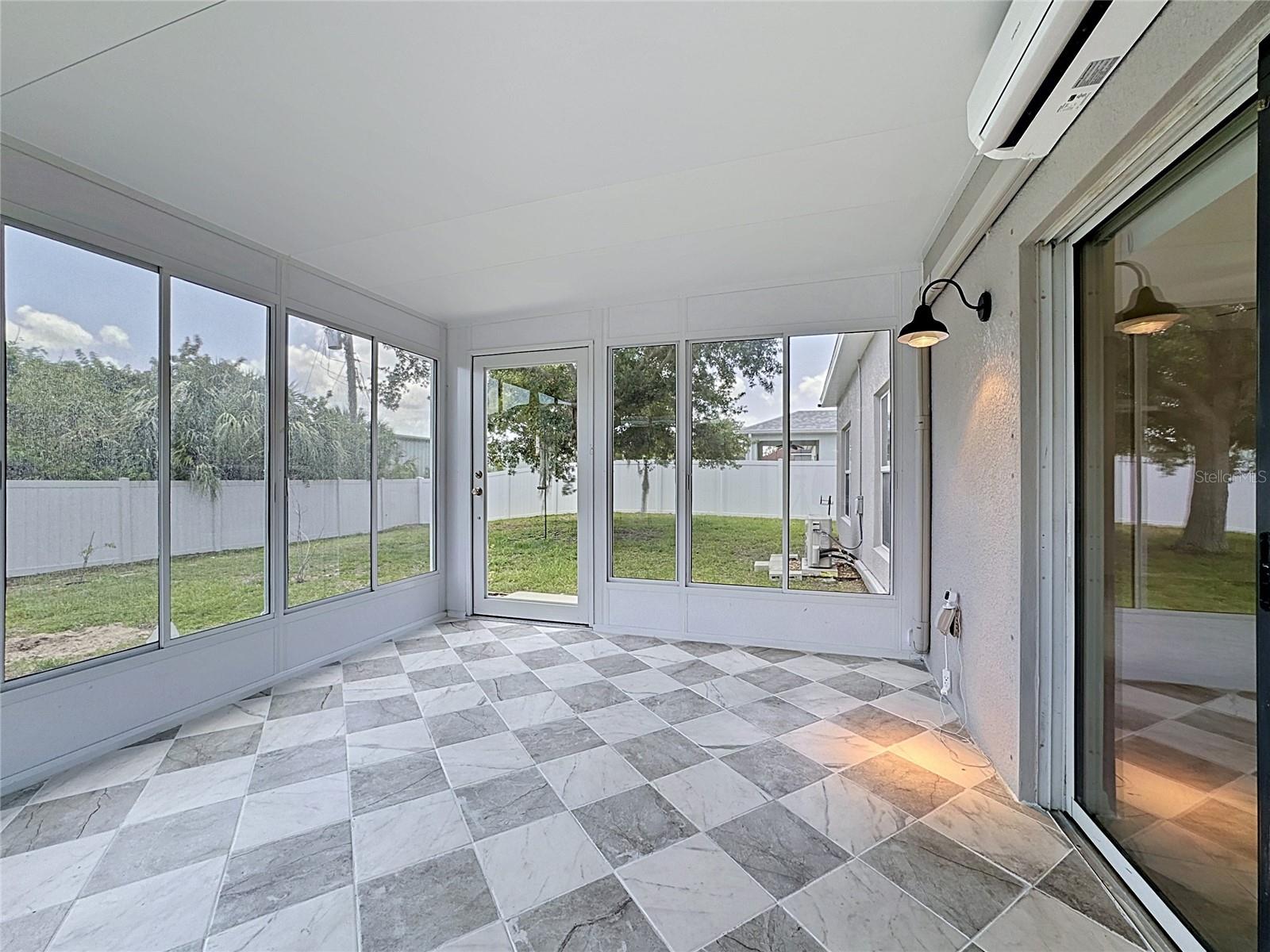 Air Conditioned Florida Room