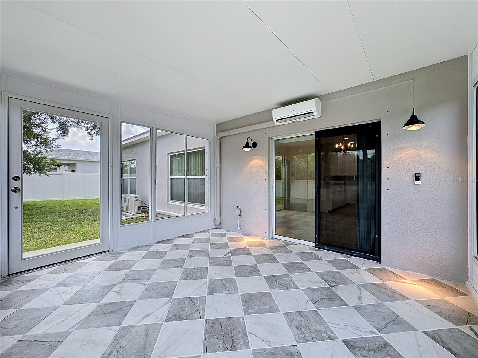 Air Conditioned Florida Room