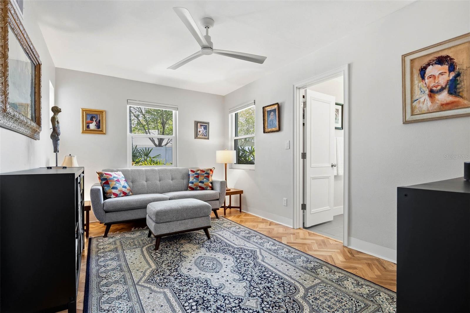 2nd bedroom