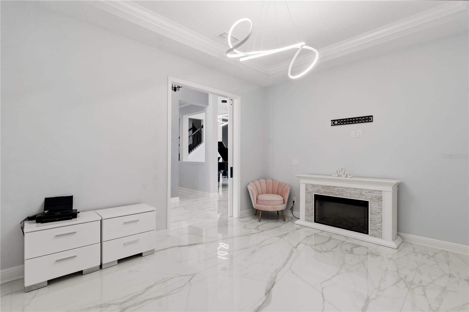 1st Floor Office/Den/Bedroom 3