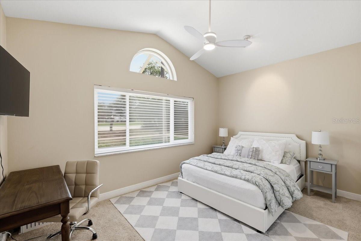 Guest bedroom with en-suite