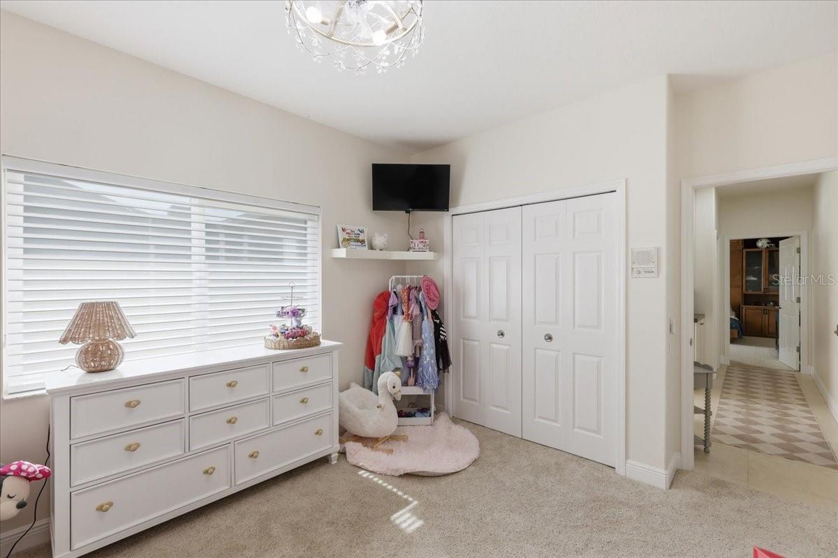Additional bedroom