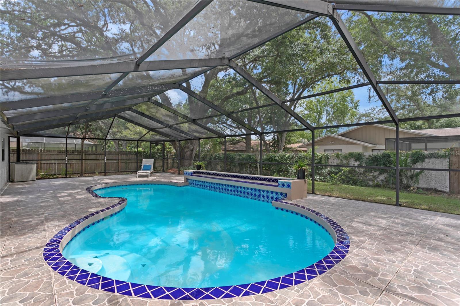 Lanai measures approximately 25' x 50'