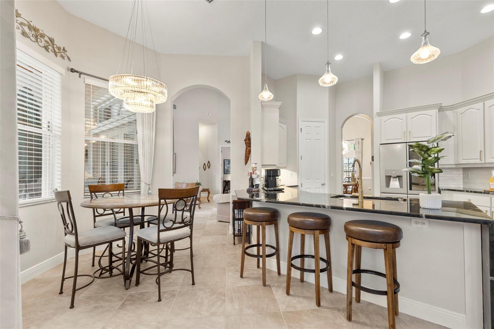 Kitchen-Eat-in Kitchen Space/Dinette