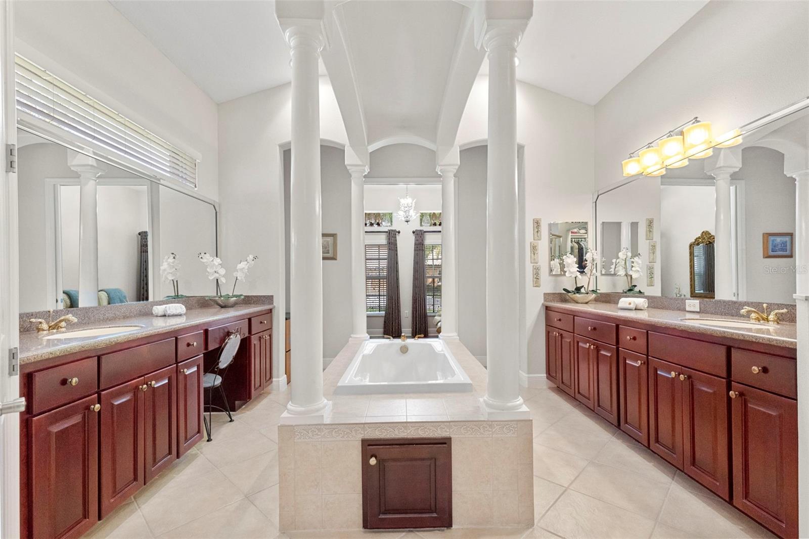 Primary En-Suite