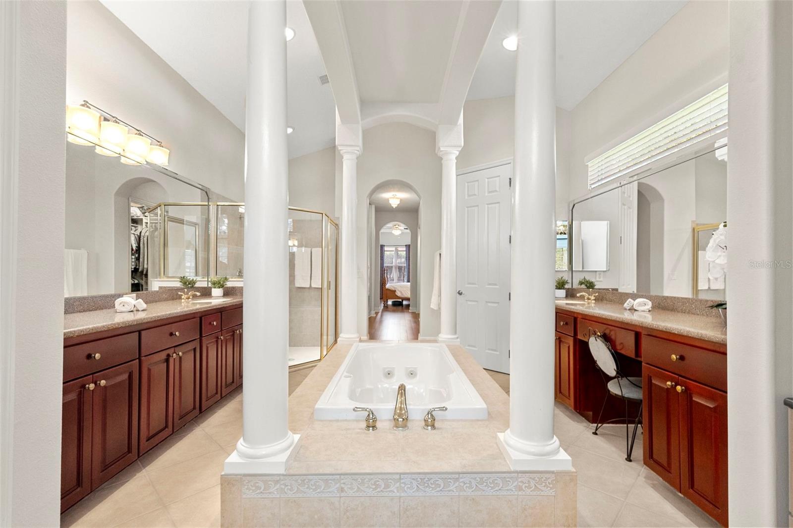 Primary En-Suite-Soaking Tub Equipped With Jets