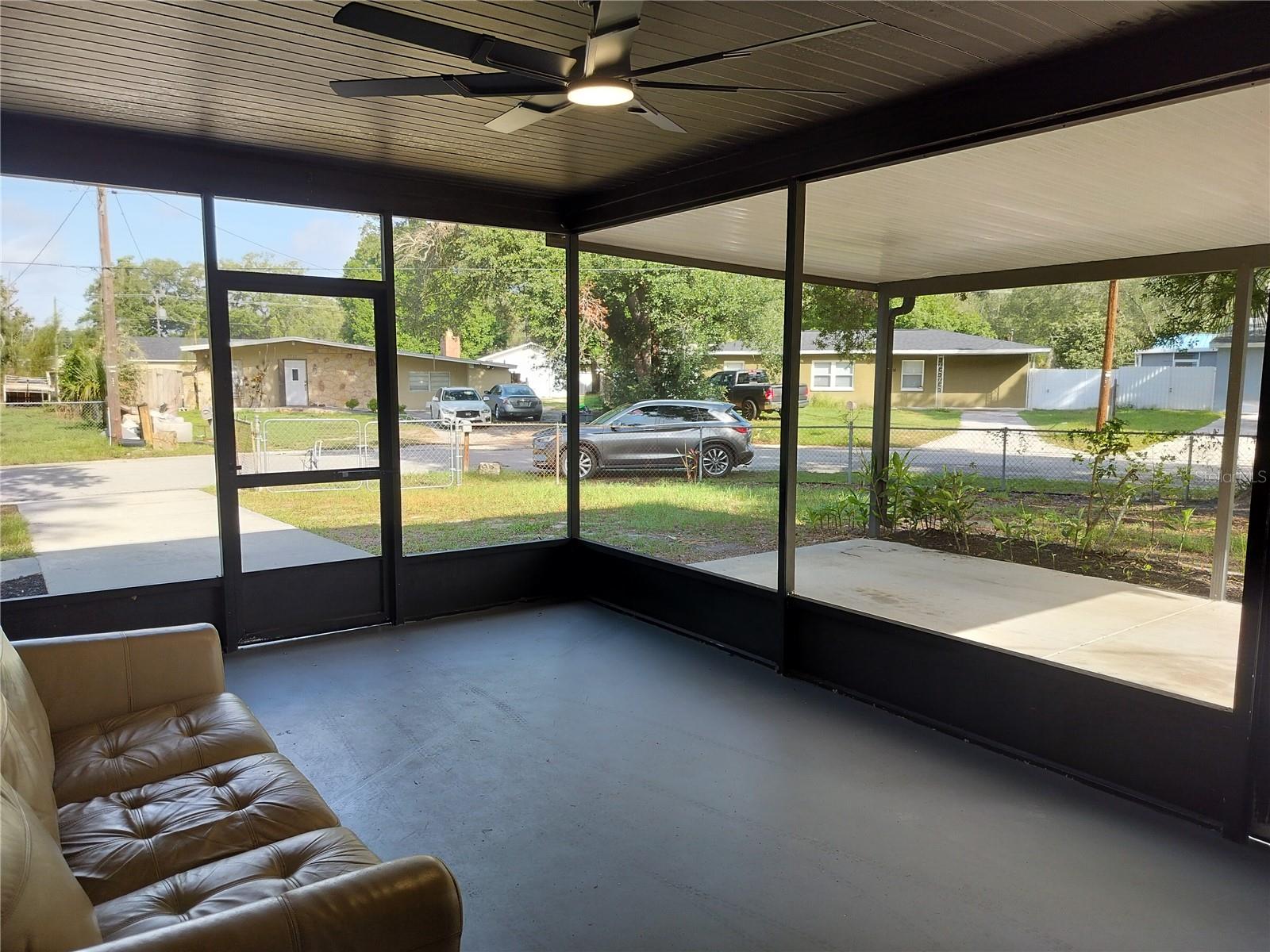 Large Screened Lanai