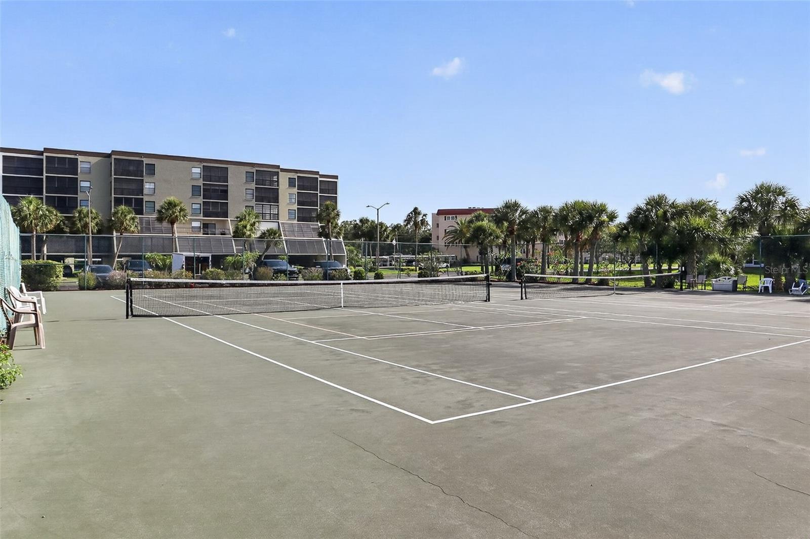 Community Tennis and Pickleball Courts