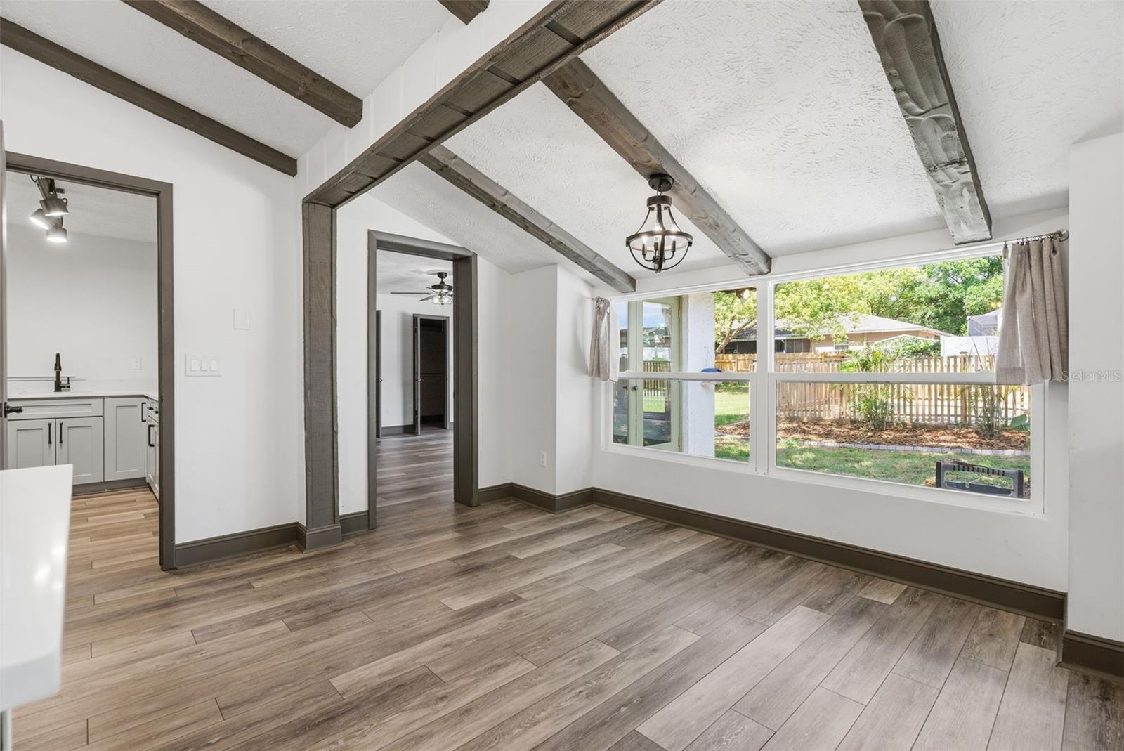 Those windows and natural light!