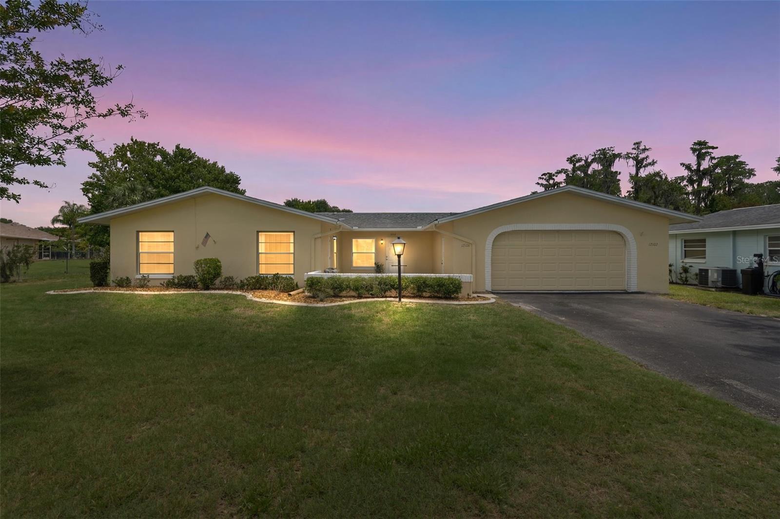 Welcome to 12102 Boynton Lane