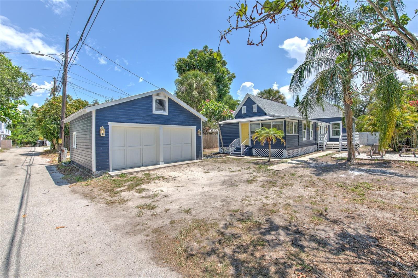 2 Car Garage With Alley Access