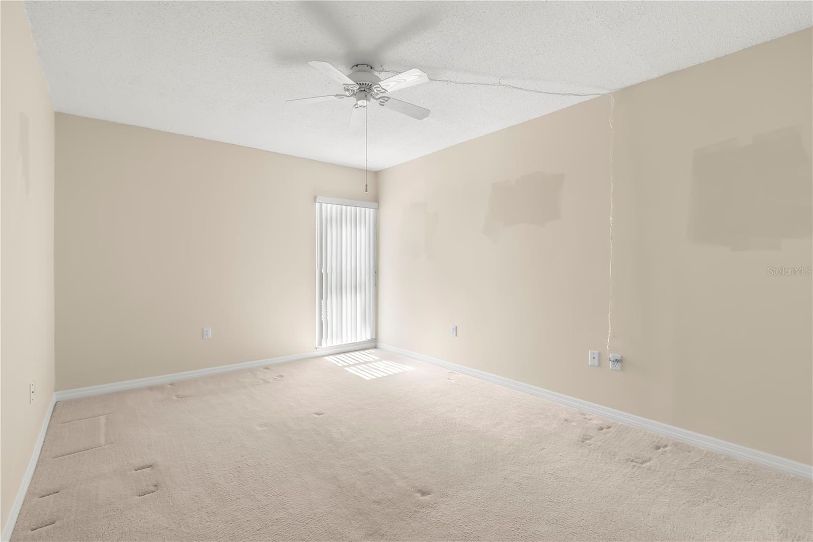 Guest bedroom