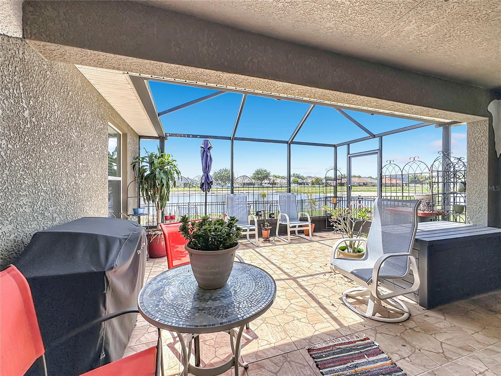 COVERED LANAI