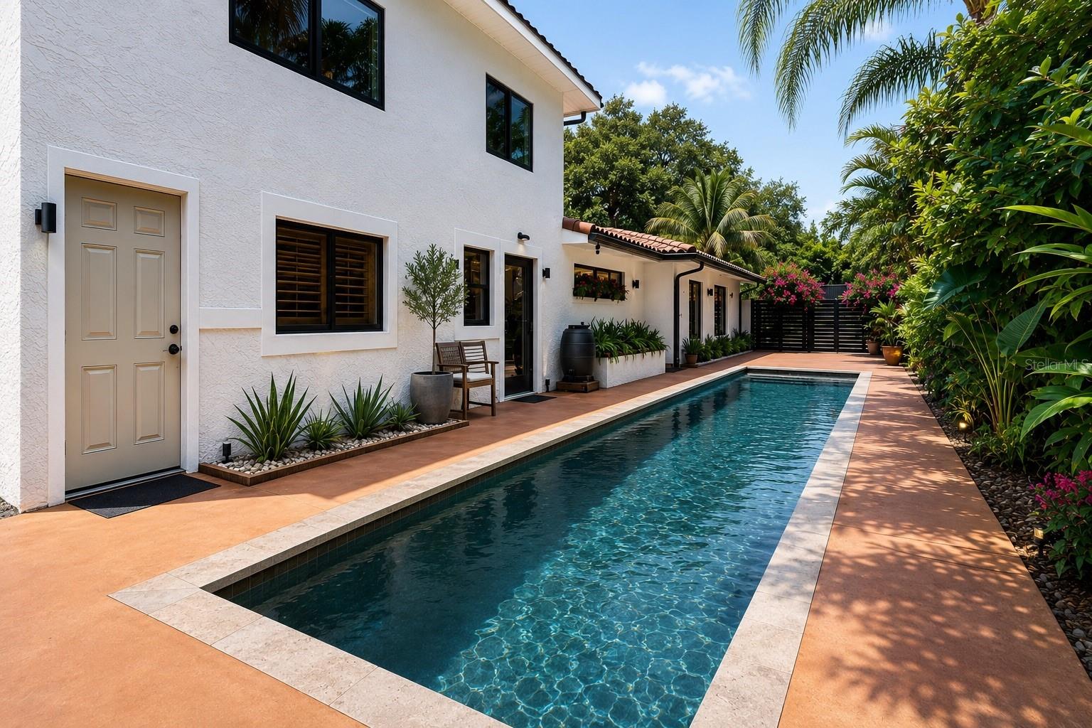 POOL RENDER