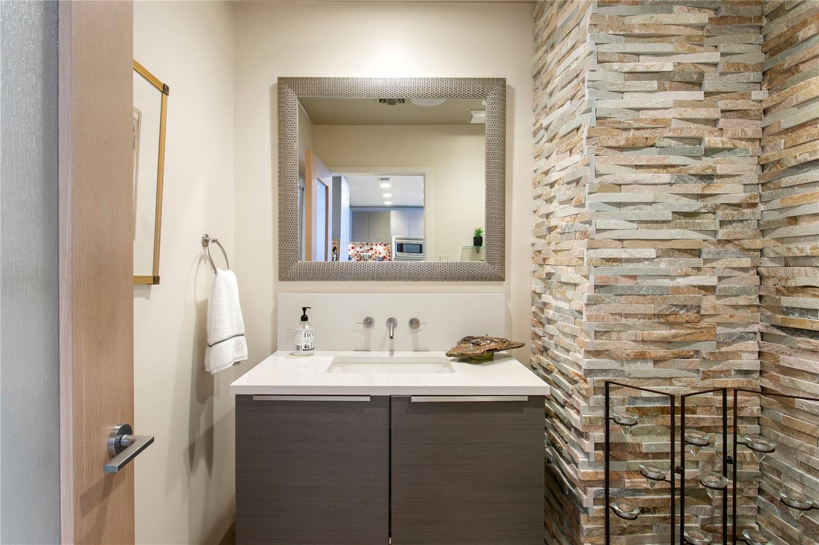 powder room