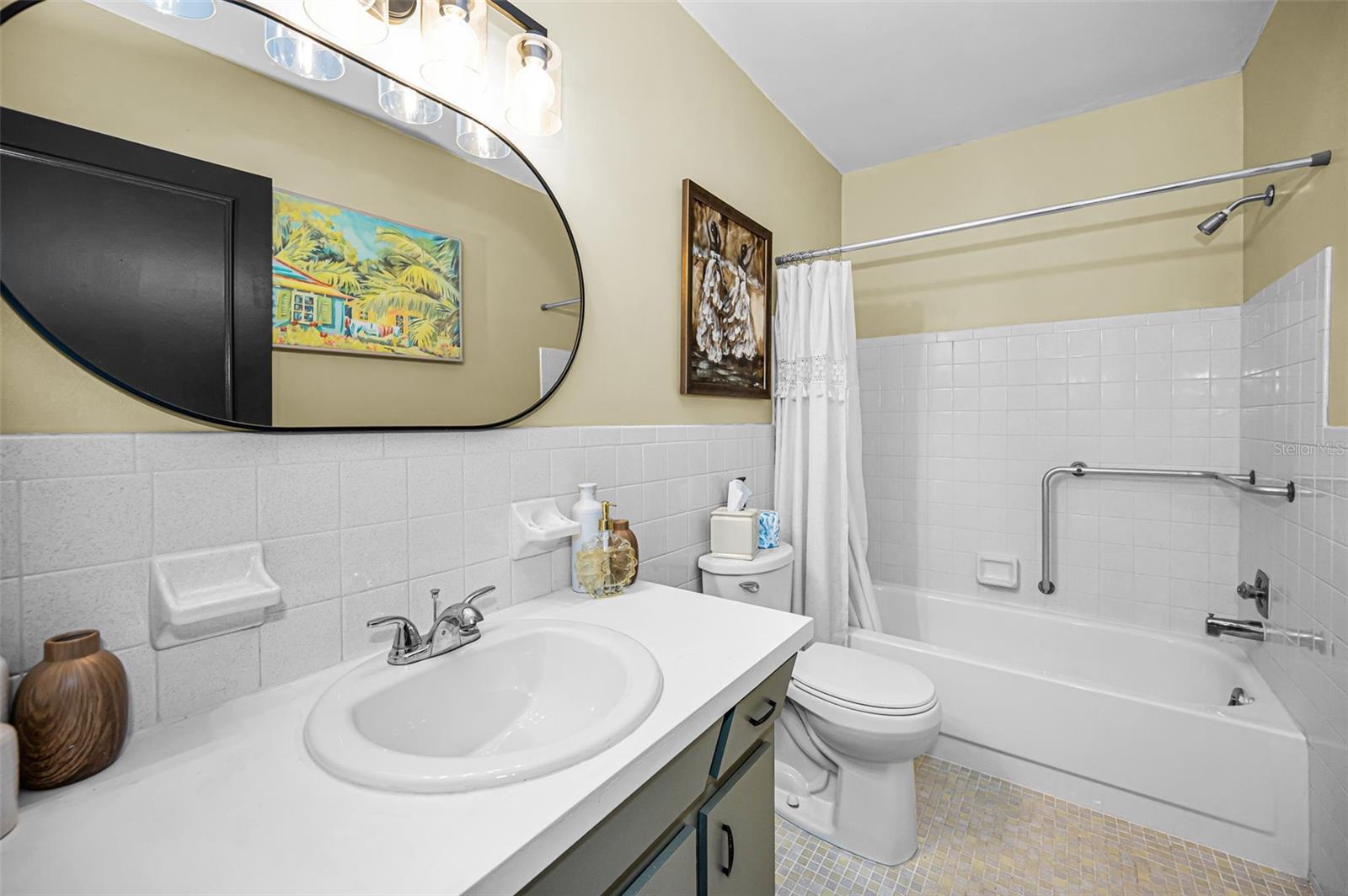 Guest bath