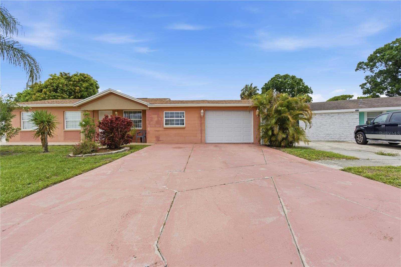 TB8513287