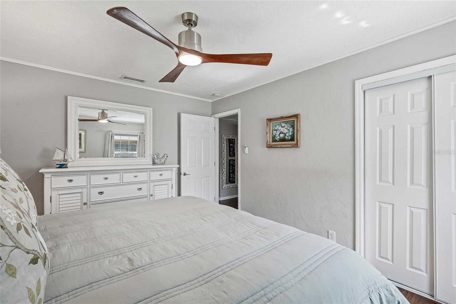 Second bedroom