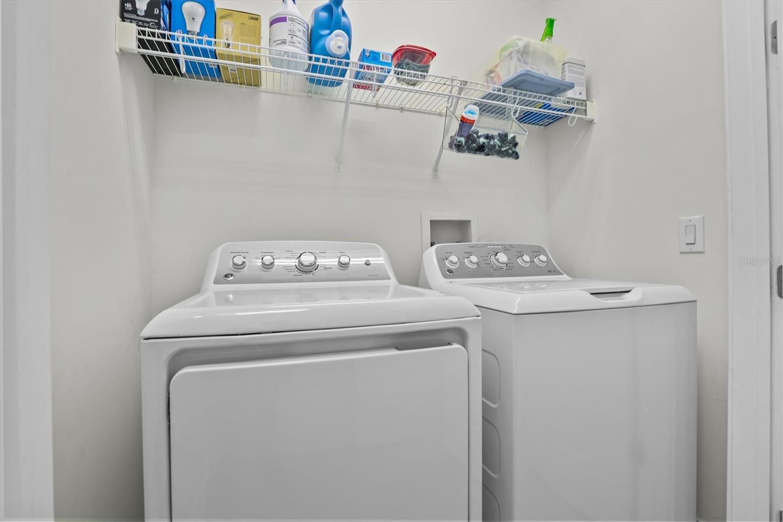 laundry room next to Butler's Pantry