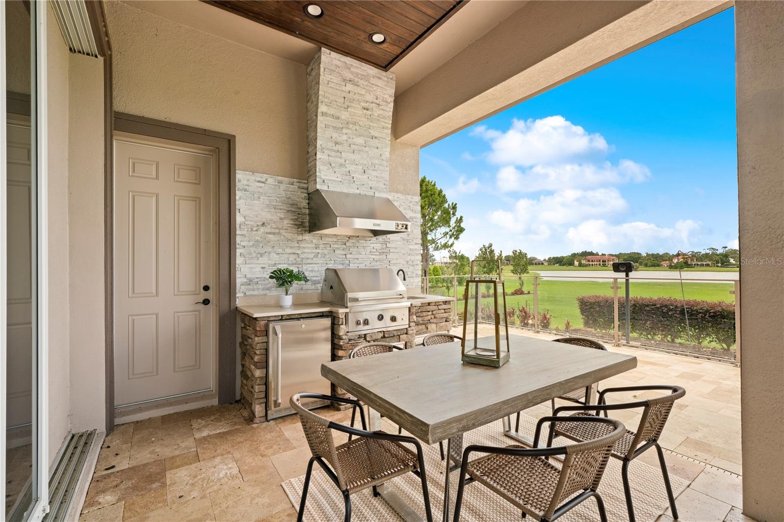 OutdoorKitchen