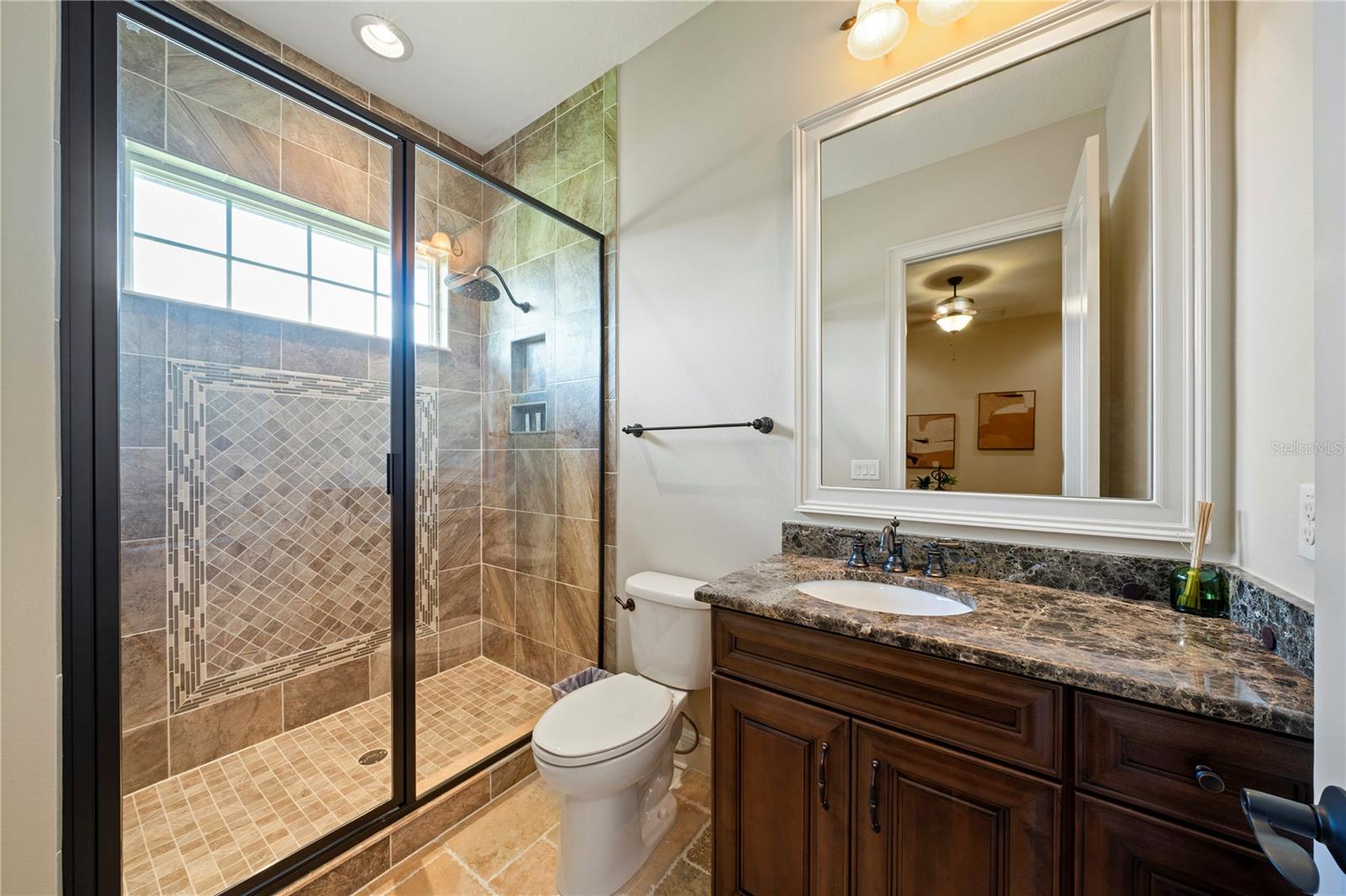 Ensuite bedroom 4