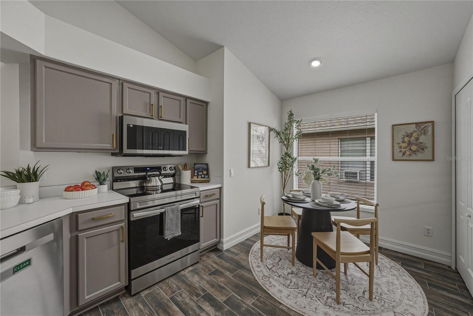 Kitchen with Cozy Eat In Area