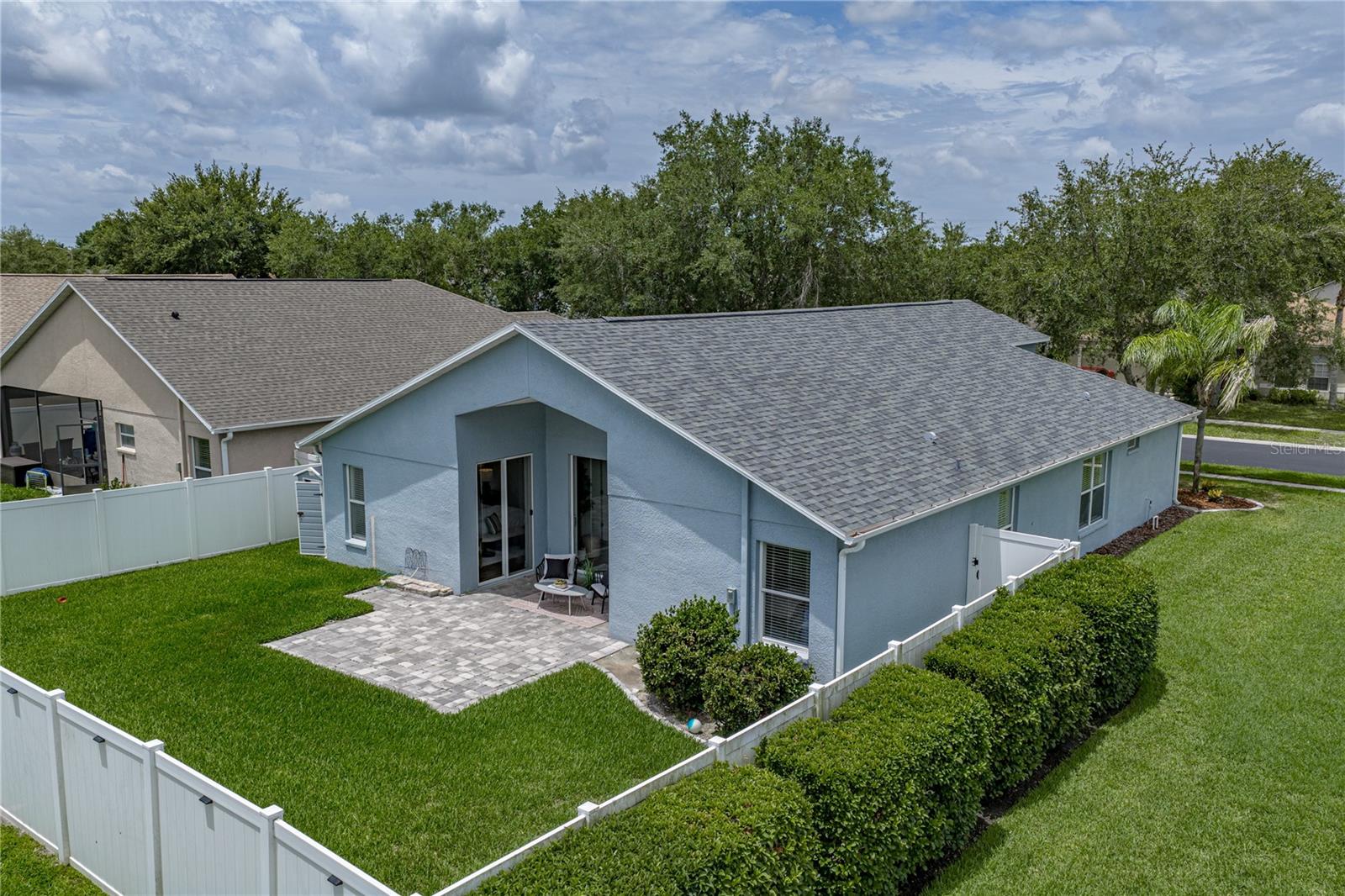 Large Rear Fenced Yard