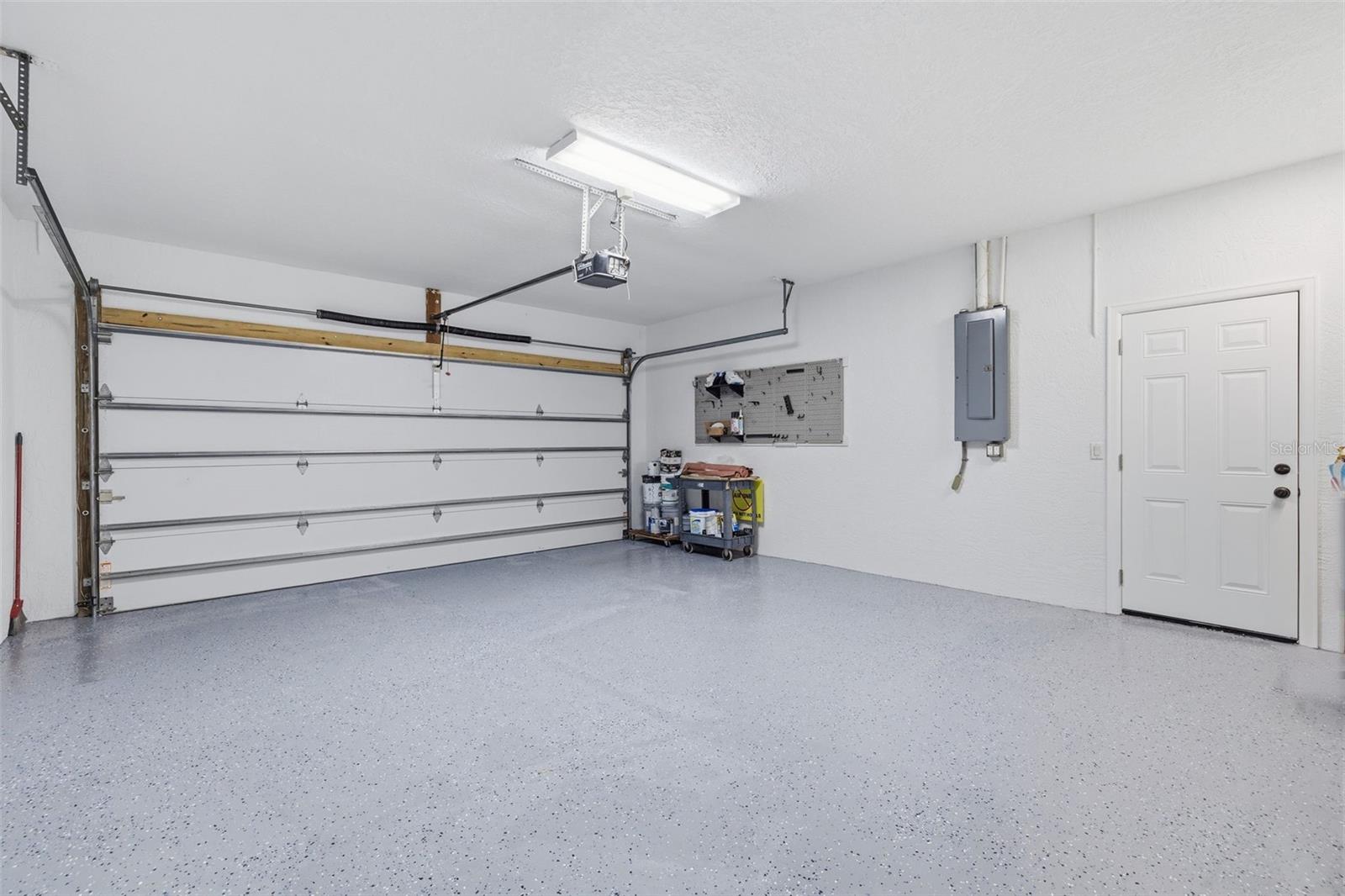 Insulated Hurricane Proof Garage Door!