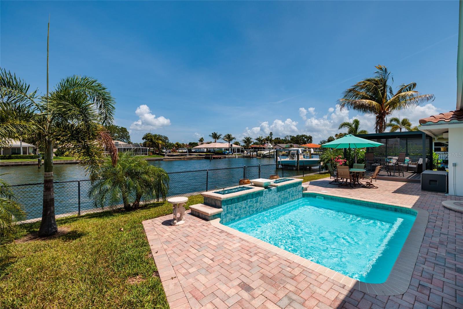Exterior Back/Pool