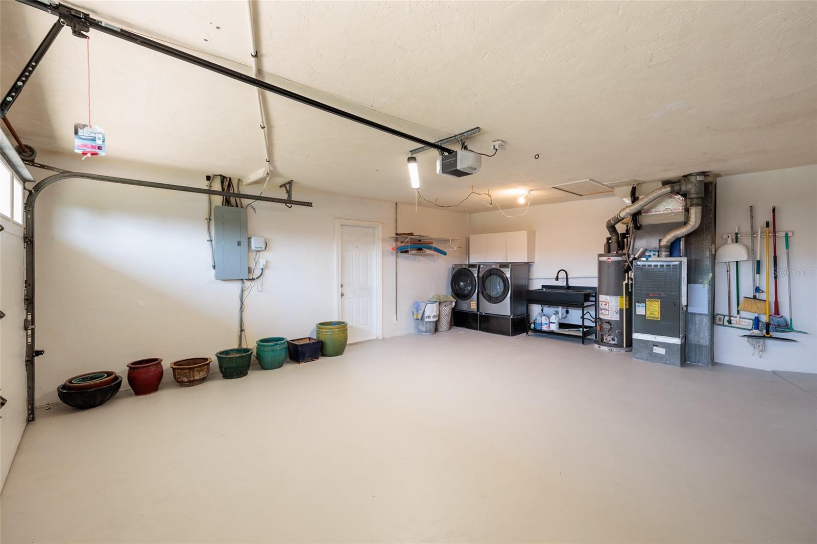2 Car Garage