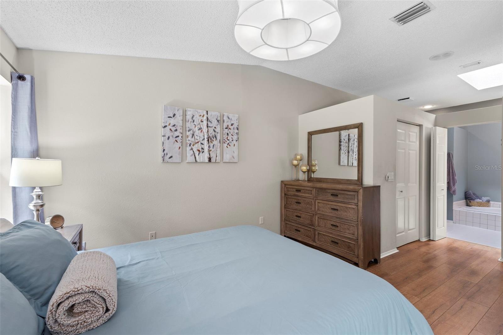 Primary suite