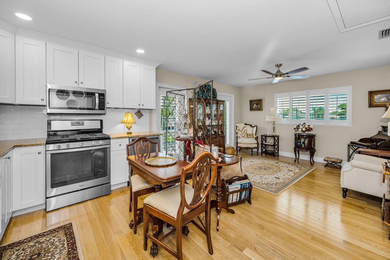 Eat-in kitchen with all modern appliances.