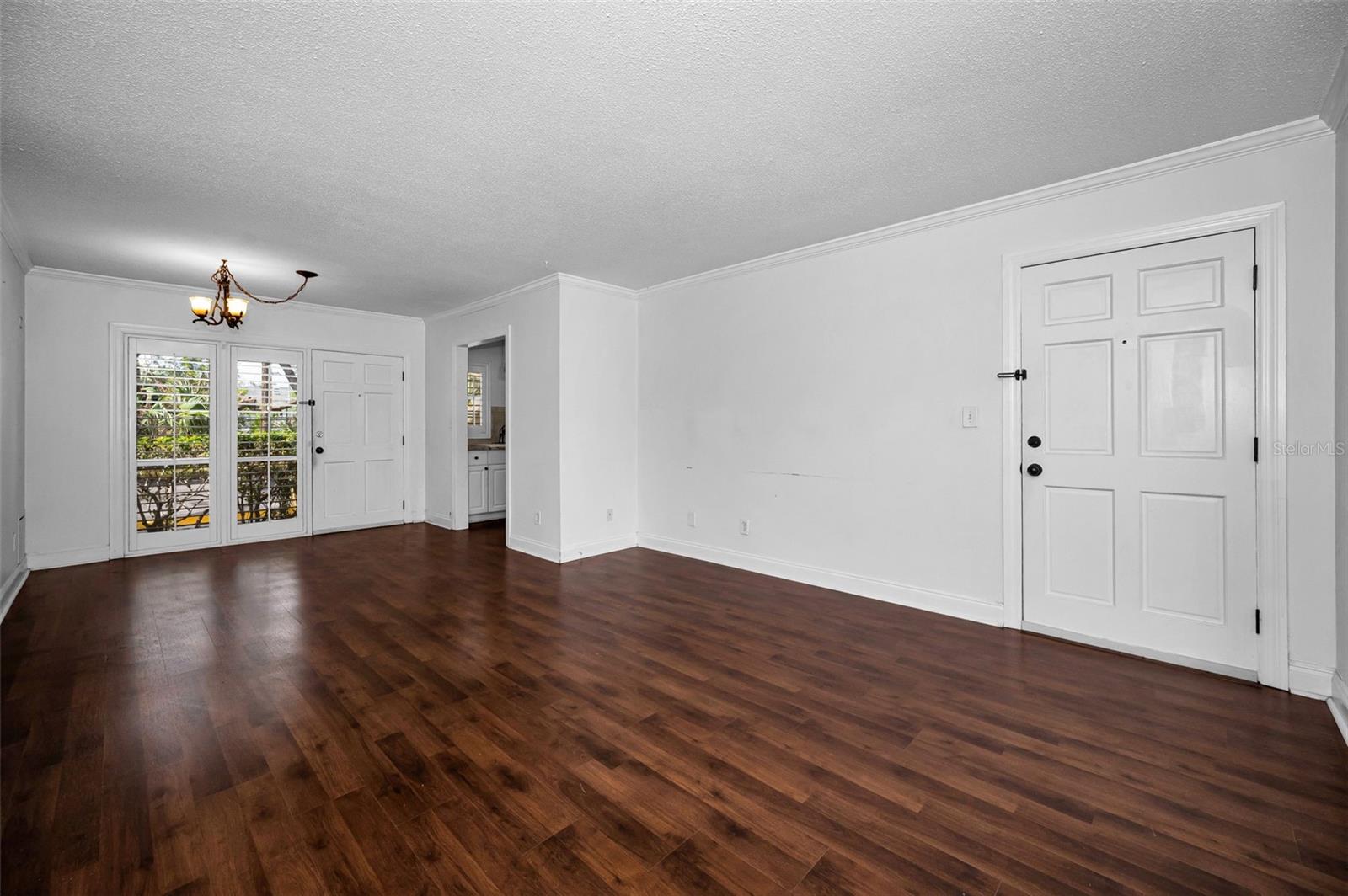 Living Room / Dining Room