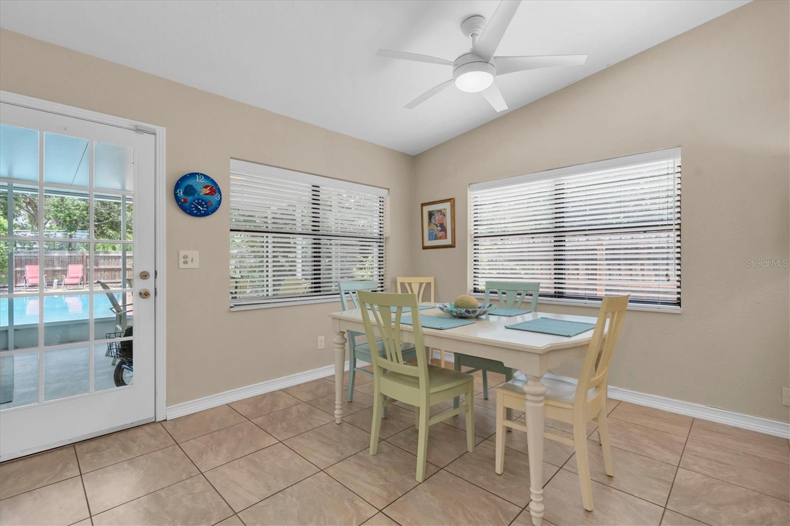 Spacious Dinette