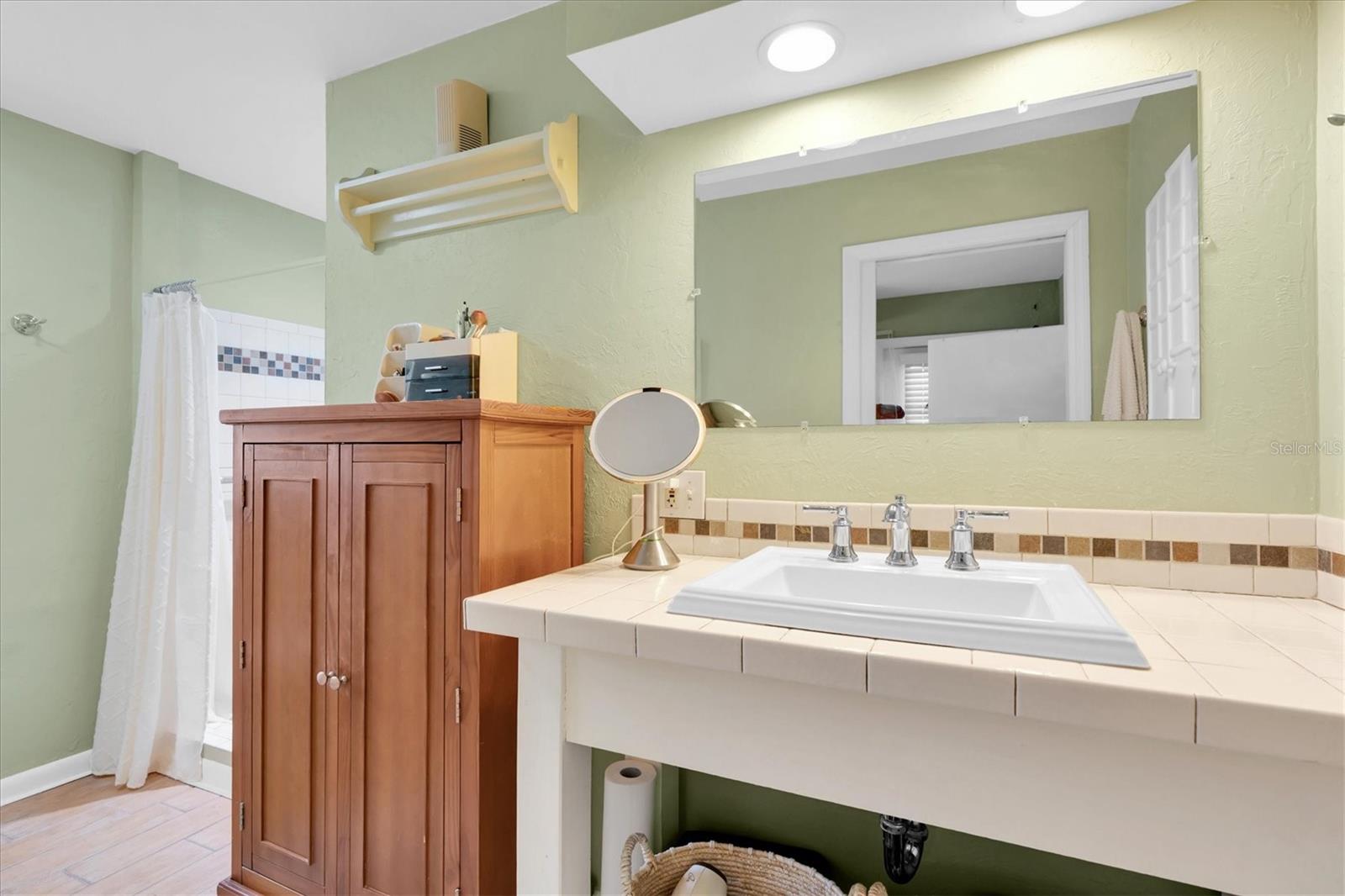 Primary Suite Bathroom