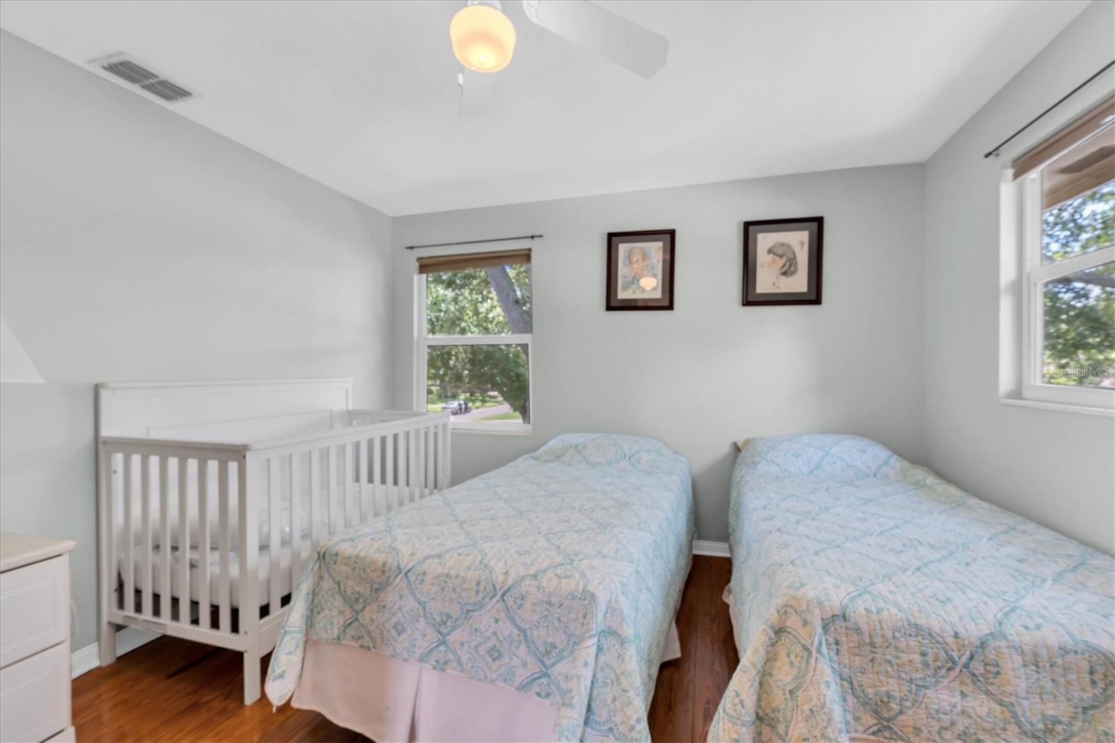 Upstairs Bedroom #4