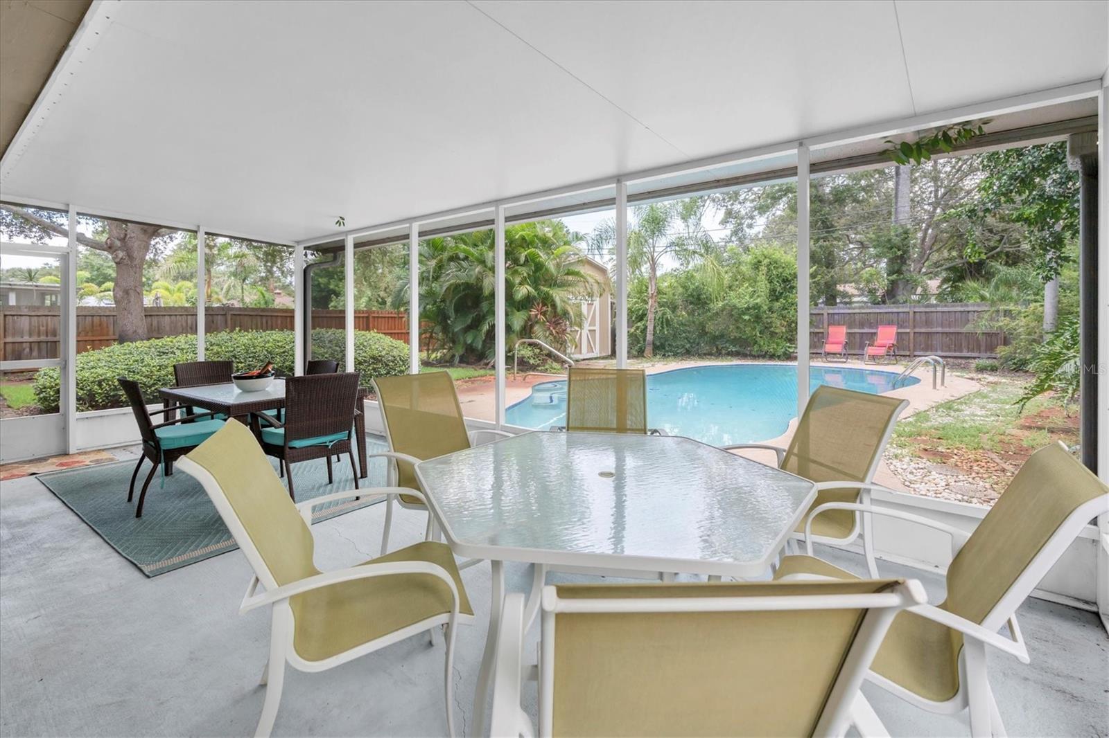 Screened in Lanai
