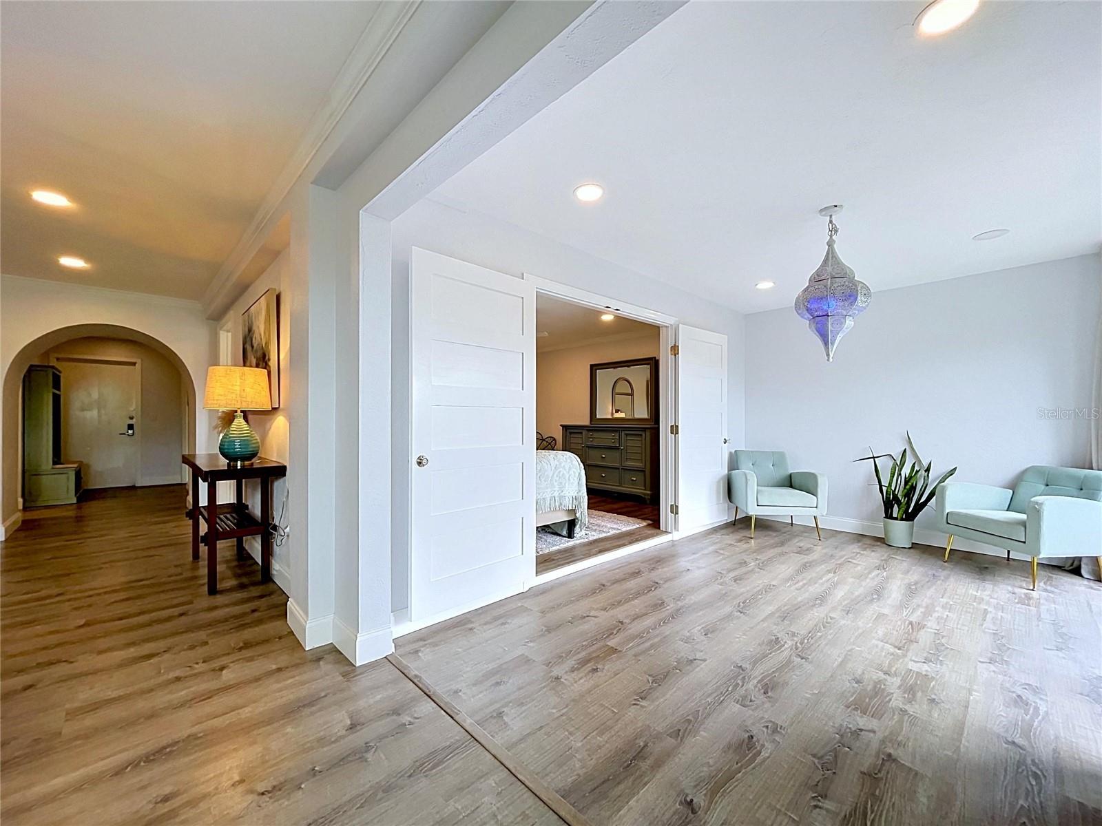 Florida Room/Den (Bonus Room)