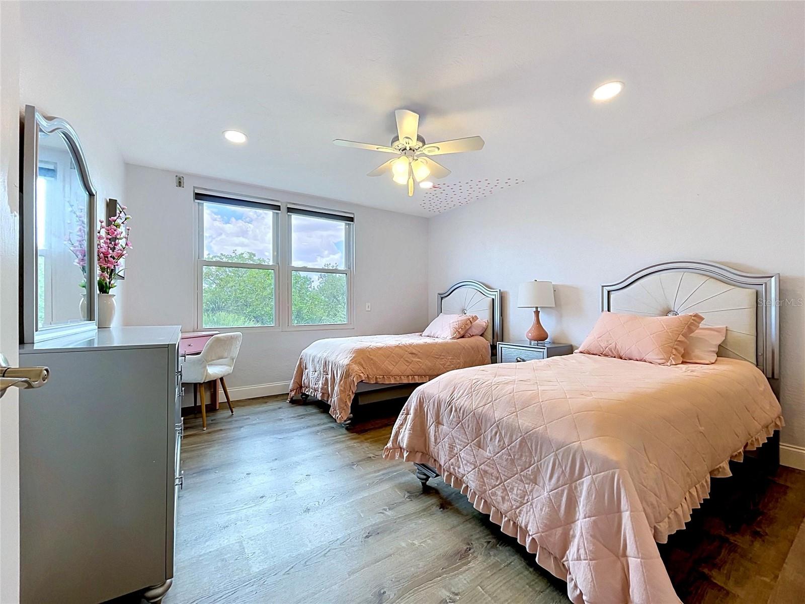 2nd Bedroom