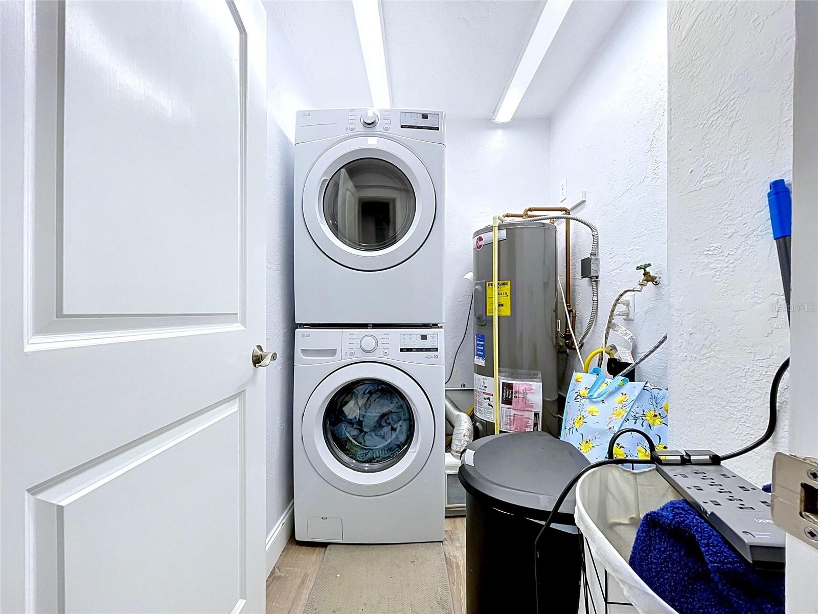 Washer/Dryer Closet