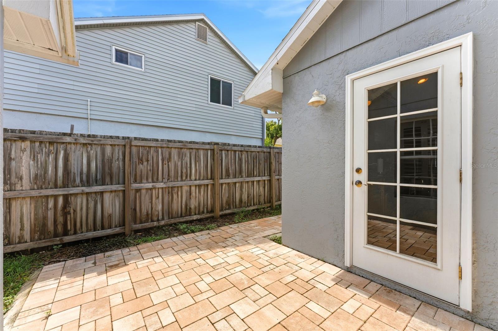 Side yard