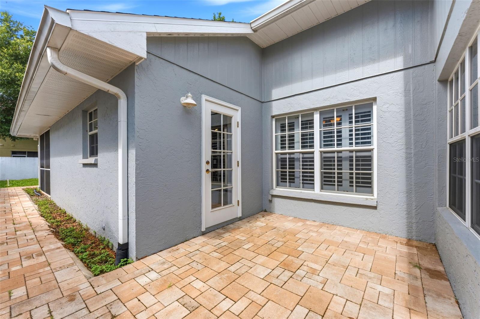 Side yard