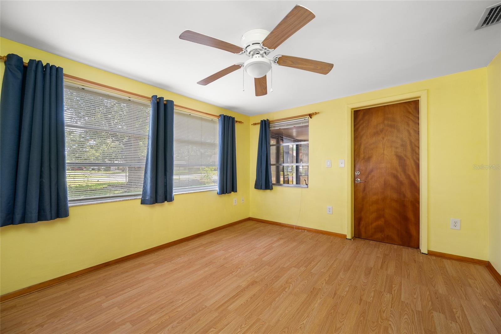 Den/Office with door to screened porch