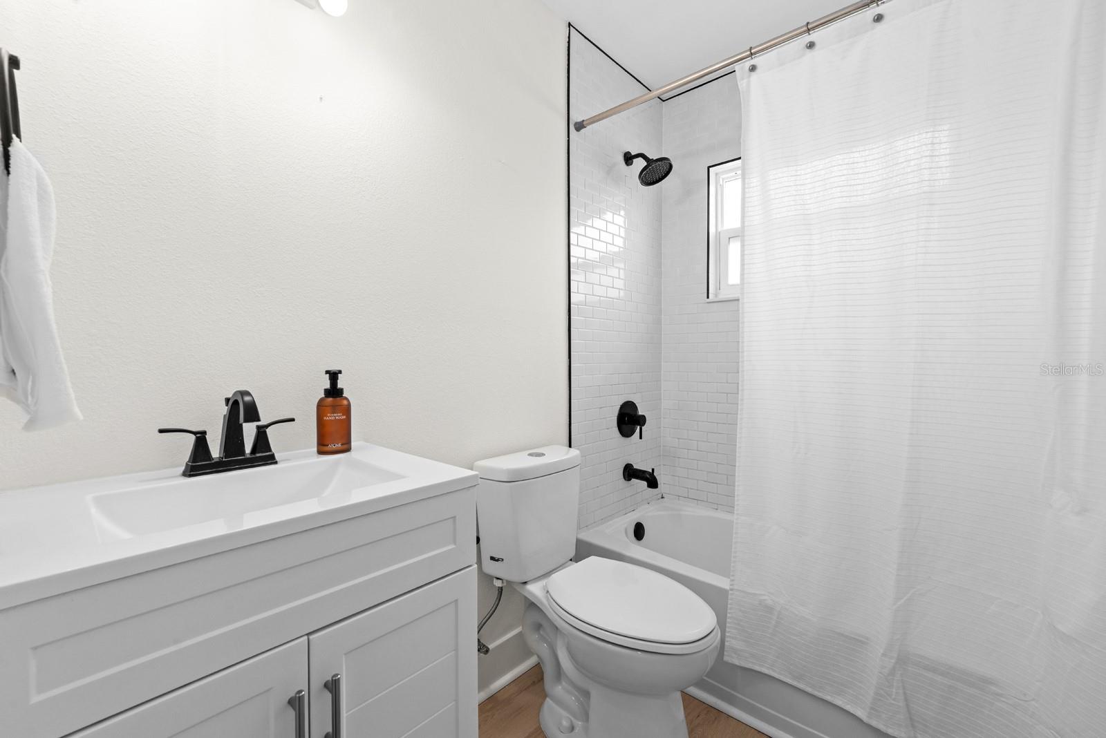 en suite in second primary