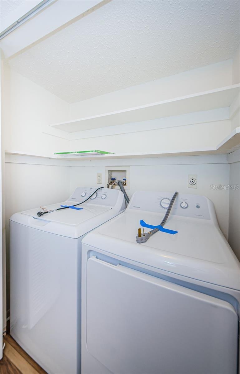 Full Size Laundry