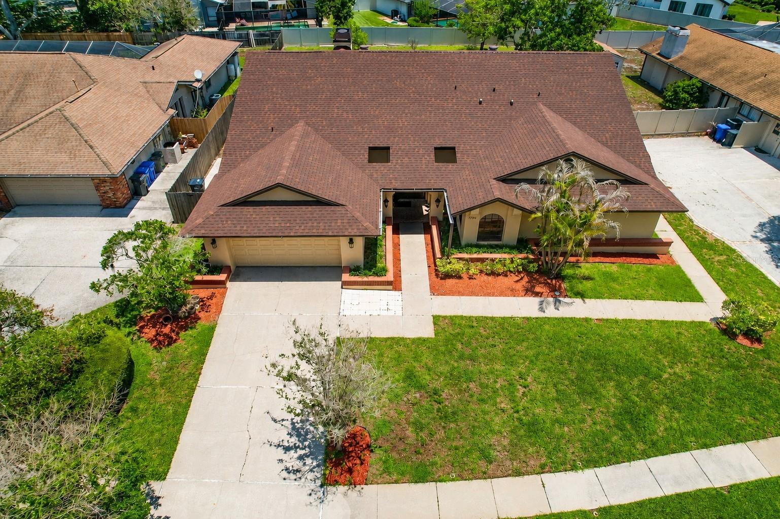 WELCOME HOME. Multigenerational home with In-law Suite in Tampa FL 33613